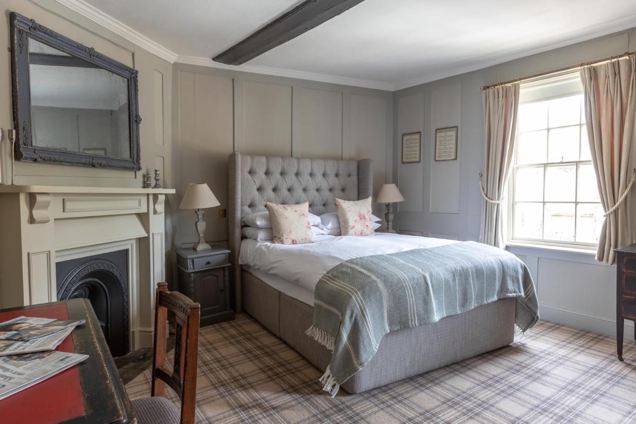 Hotel The Running Horses Mickleham Exteriér fotografie