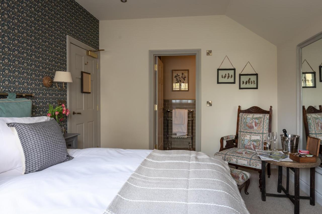 Hotel The Running Horses Mickleham Exteriér fotografie