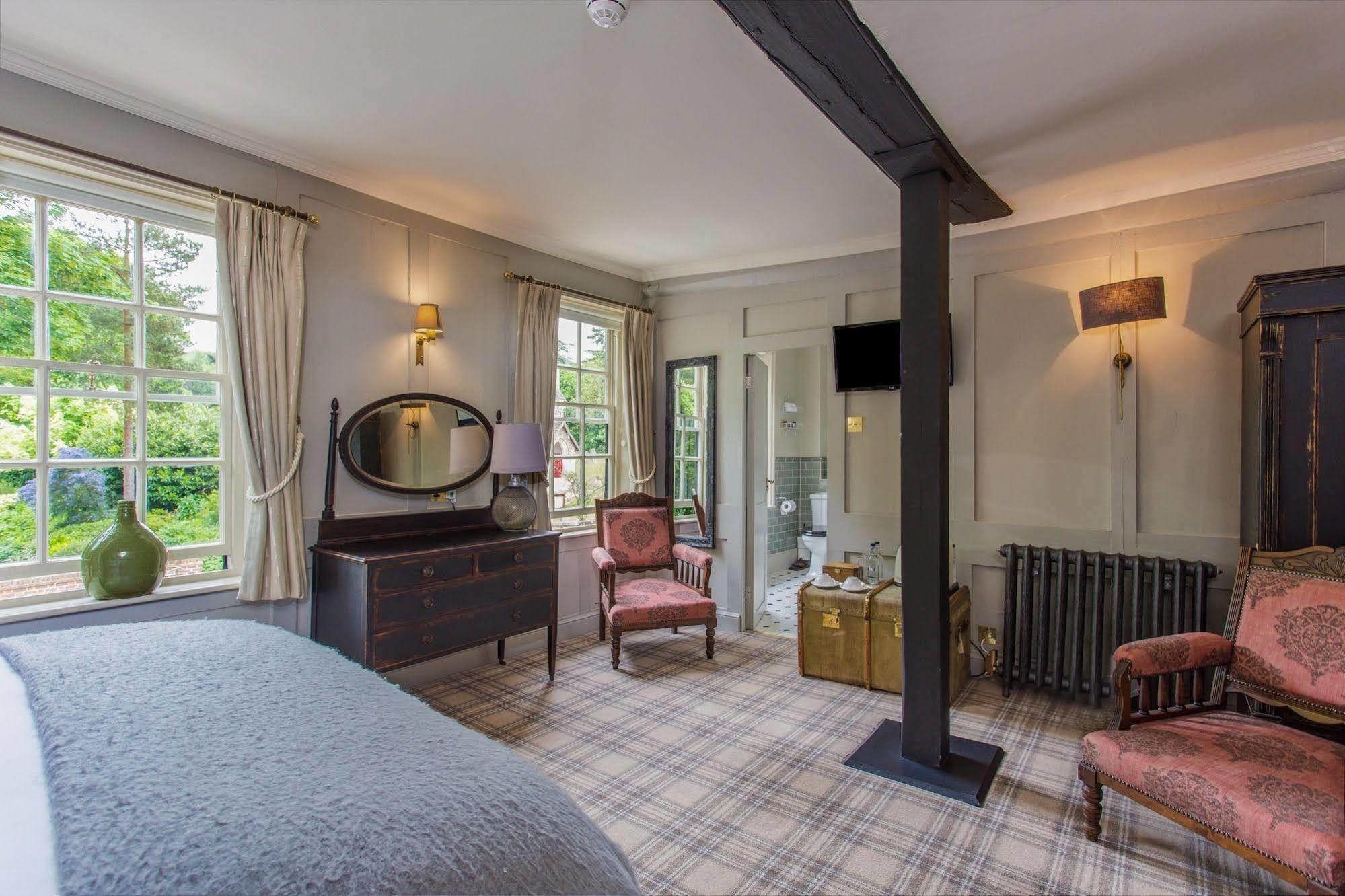 Hotel The Running Horses Mickleham Exteriér fotografie