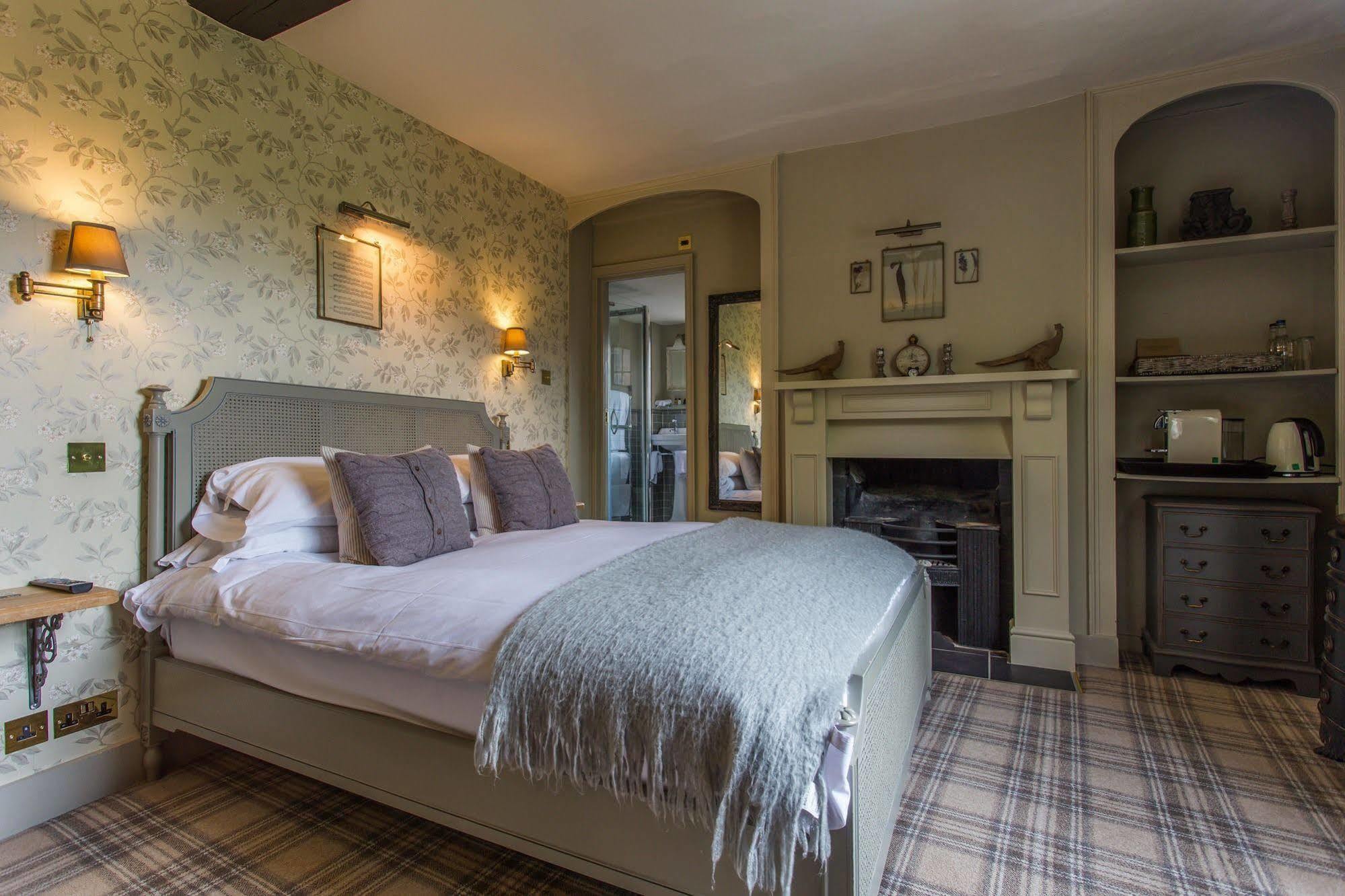 Hotel The Running Horses Mickleham Exteriér fotografie
