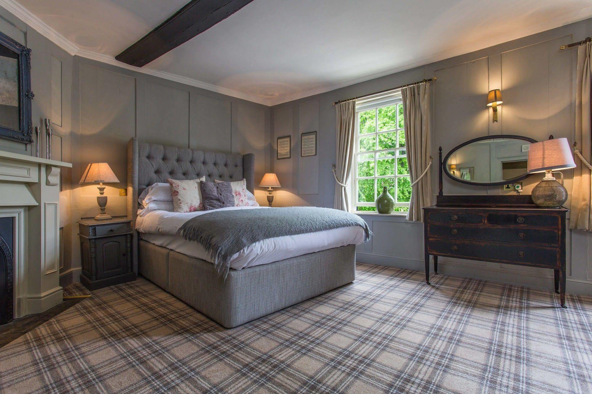 Hotel The Running Horses Mickleham Exteriér fotografie